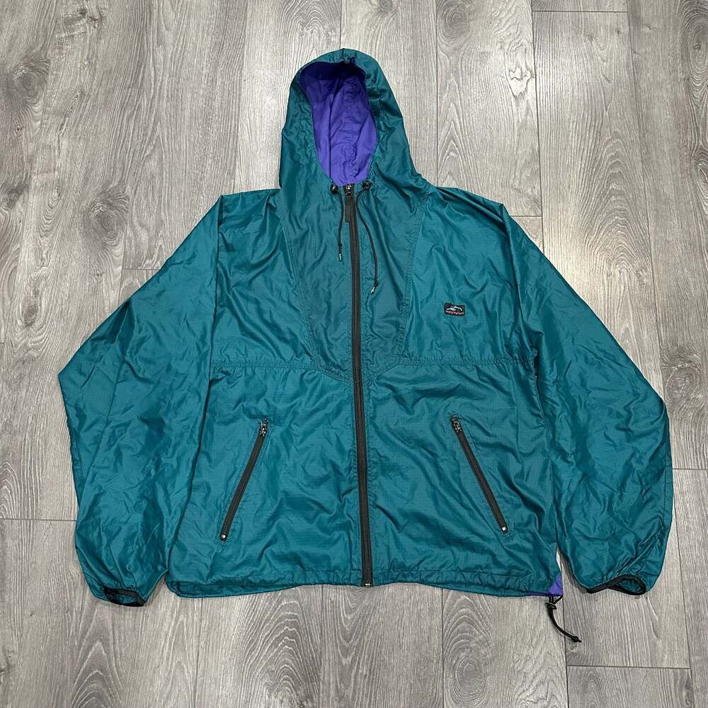 Vintage Helly Hansen Two-Tone Green and Purple Lightweight Windbreaker Jacket